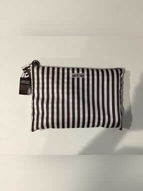 New Henri Bendel soft Packable Garment Bag
